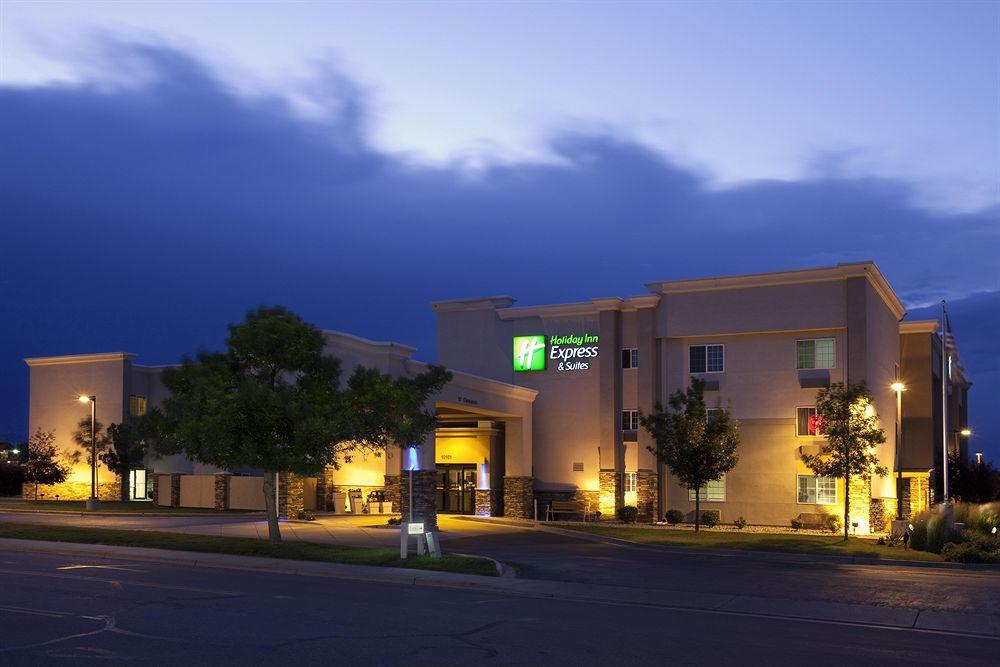 Holiday Inn Express & Suites Wheat Ridge-Denver West By Ihg Exterior photo