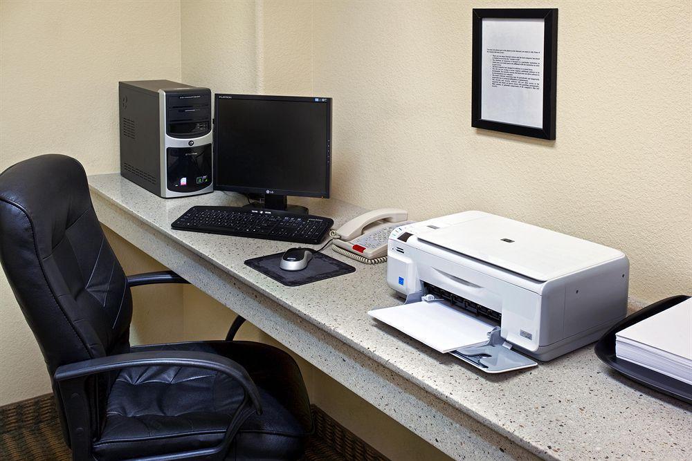 Holiday Inn Express & Suites Wheat Ridge-Denver West By Ihg Facilities photo