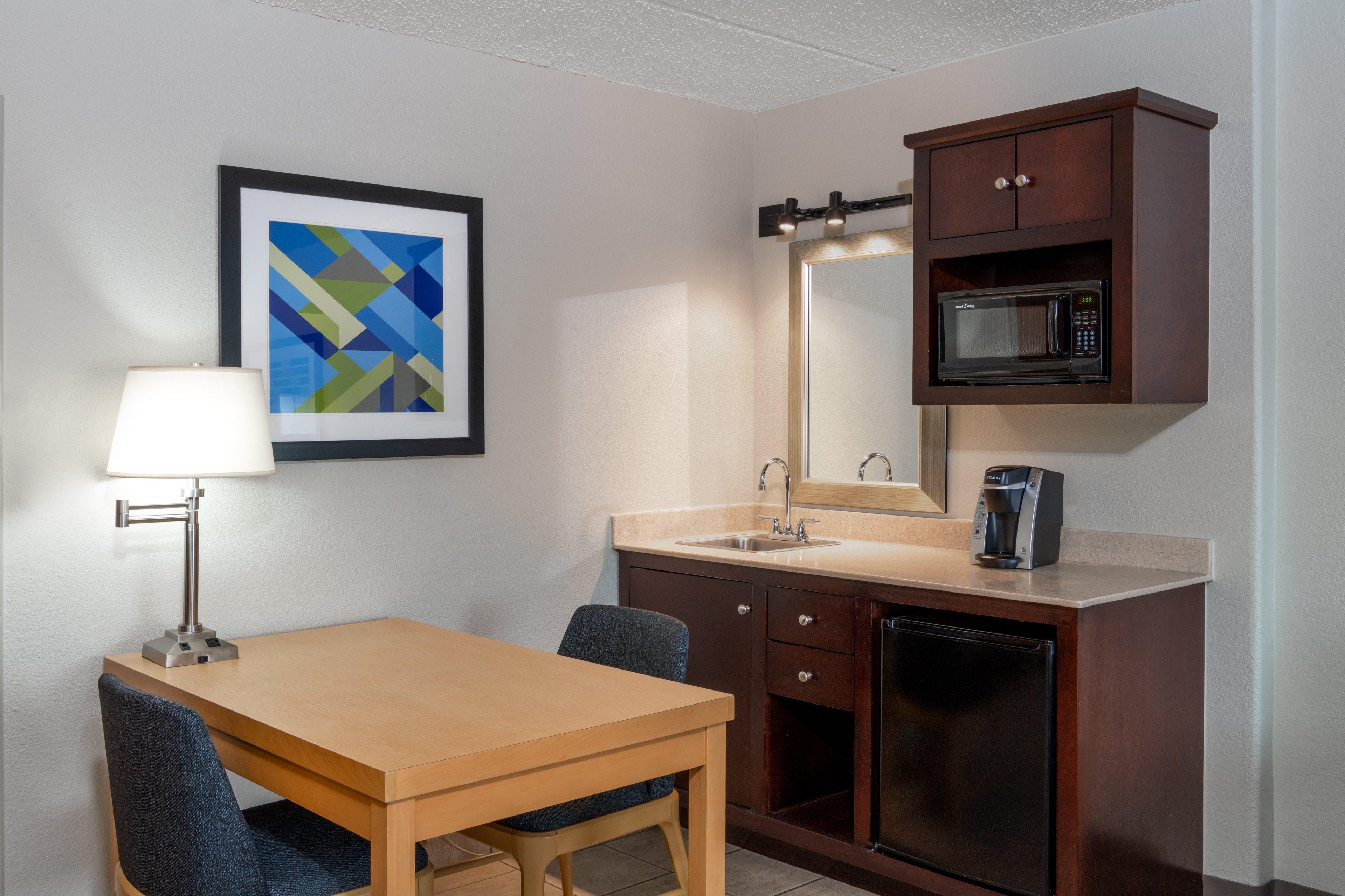 Holiday Inn Express & Suites Wheat Ridge-Denver West By Ihg Exterior photo