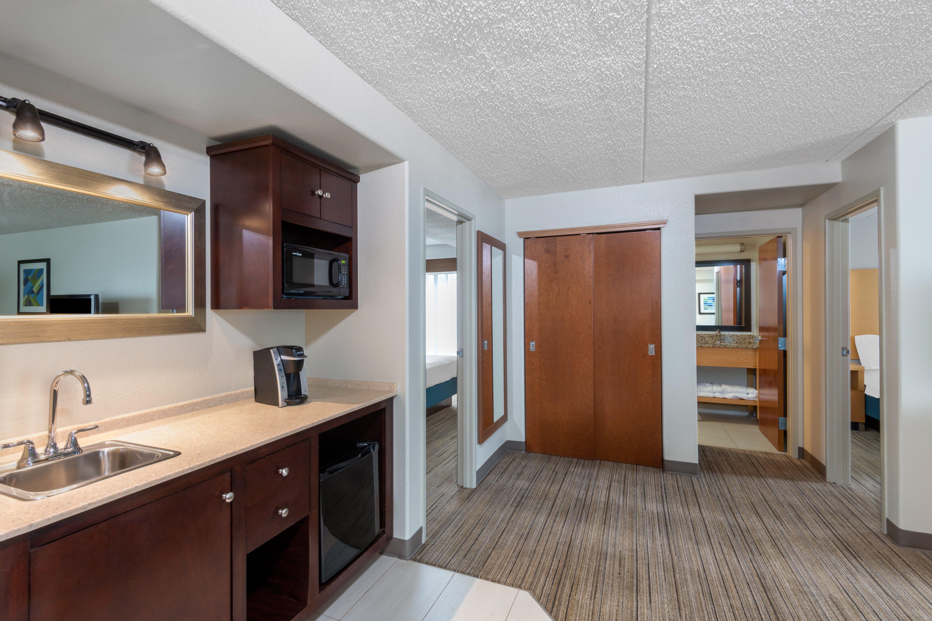 Holiday Inn Express & Suites Wheat Ridge-Denver West By Ihg Exterior photo