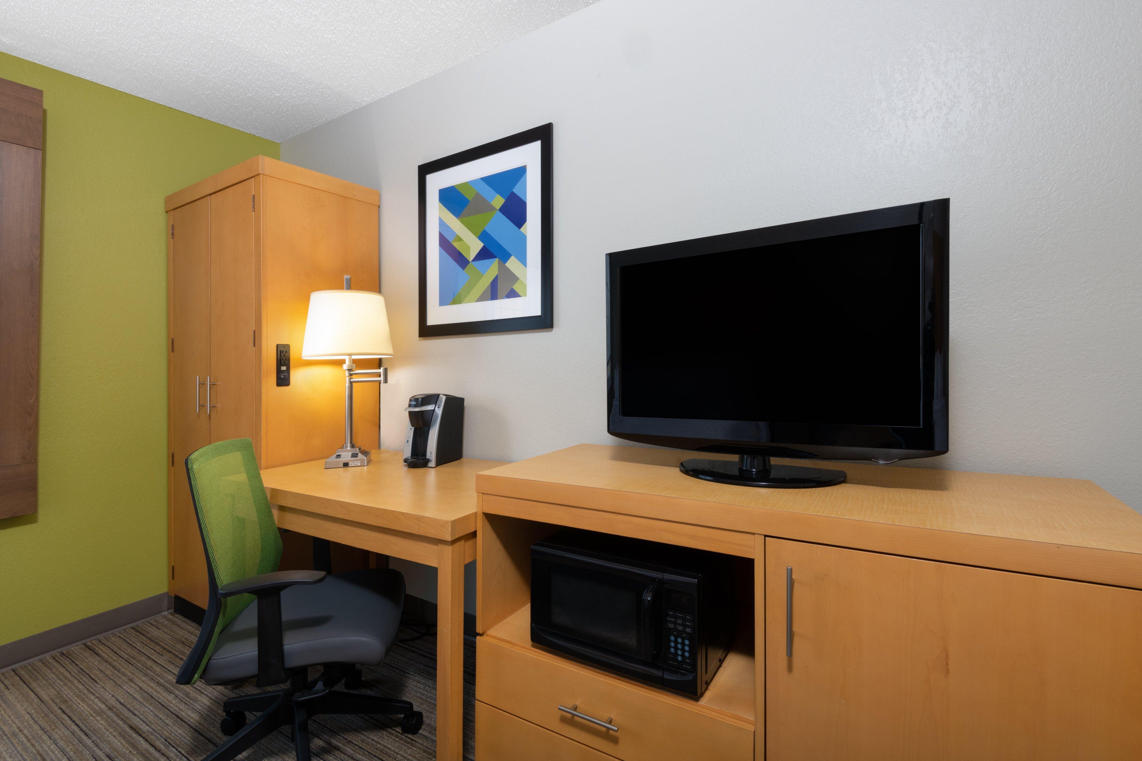 Holiday Inn Express & Suites Wheat Ridge-Denver West By Ihg Exterior photo
